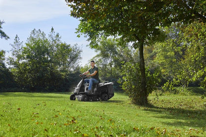 Alpina AT2 66 QA petrol ride-on mower – Image 2